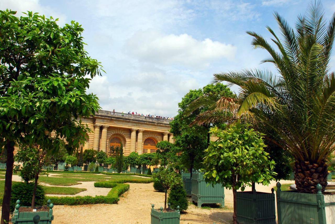 Les Petits Apparts Versailles Esterno foto