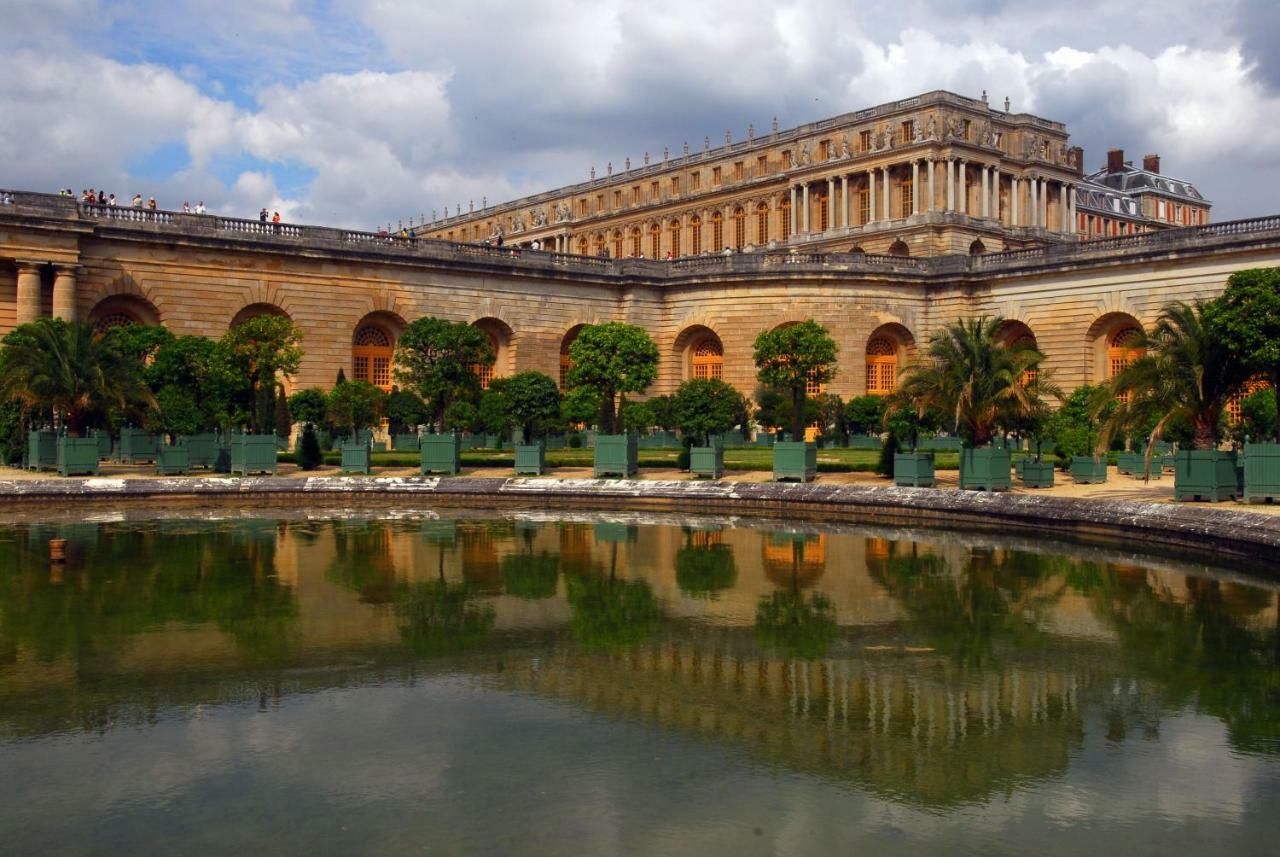 Les Petits Apparts Versailles Esterno foto
