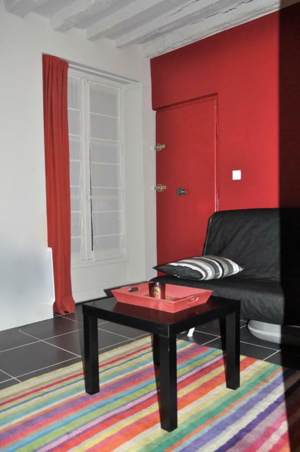 Les Petits Apparts Versailles Esterno foto